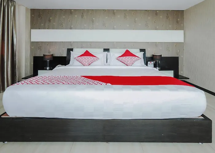 Townhouse Oak Princess Keisha Hotel 3*