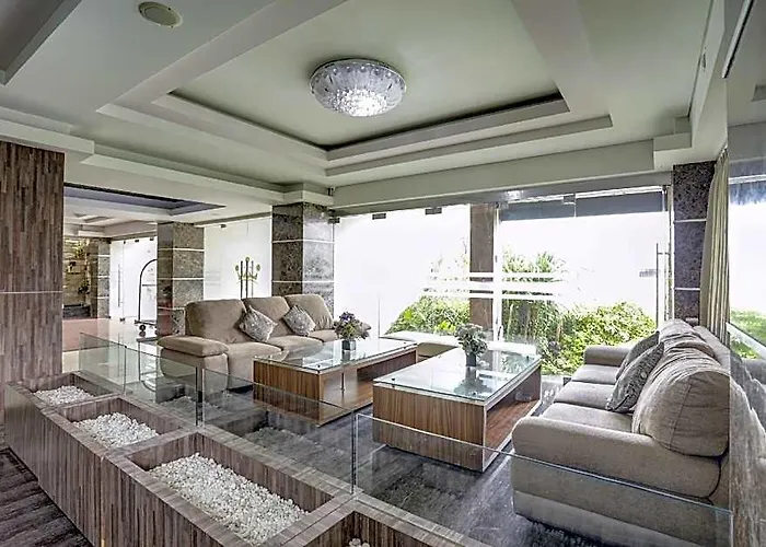 Hotel Townhouse Oak Princess Keisha 3*