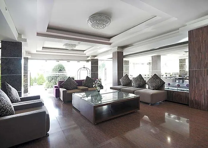 Hotel Townhouse Oak Princess Keisha 3*