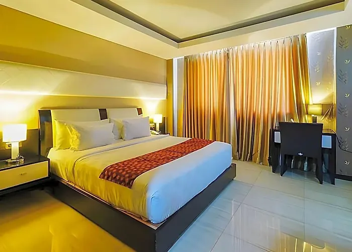 Townhouse Oak Princess Keisha 3*