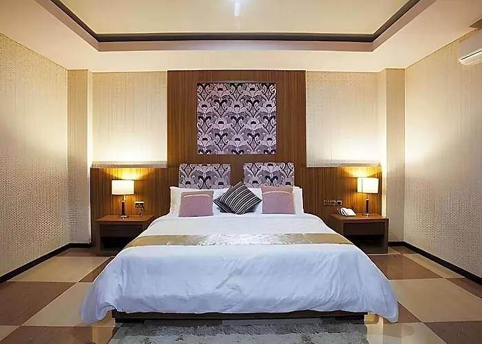 Townhouse Oak Princess Keisha Hotel Denpasa