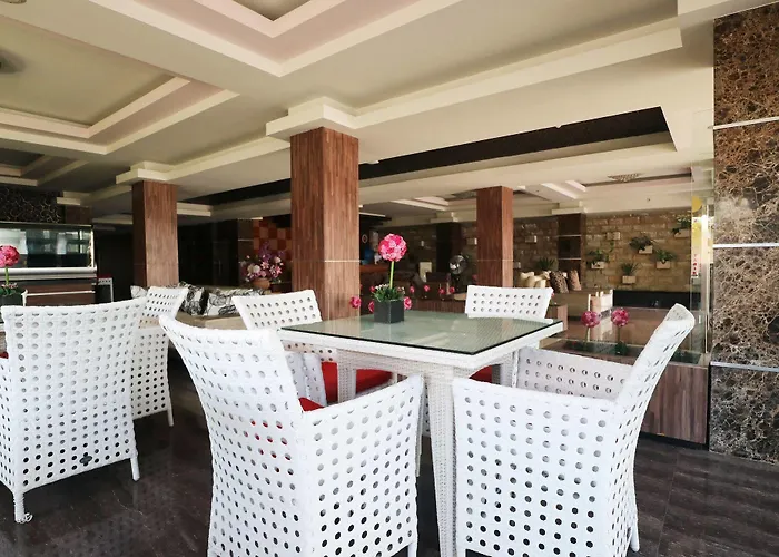 Townhouse Oak Princess Keisha Hotel 3*