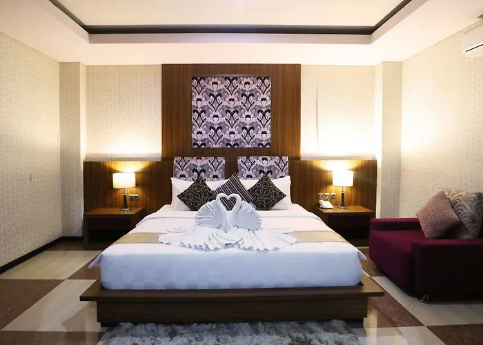 Townhouse Oak Princess Keisha Hotel 3*