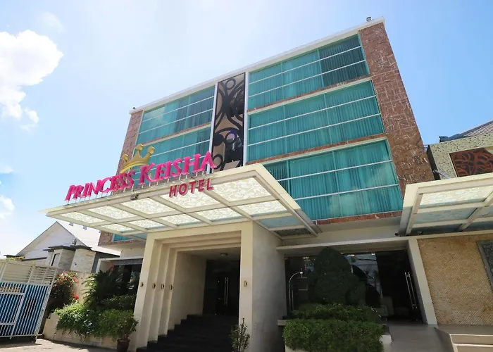 Townhouse Oak Princess Keisha Hotel